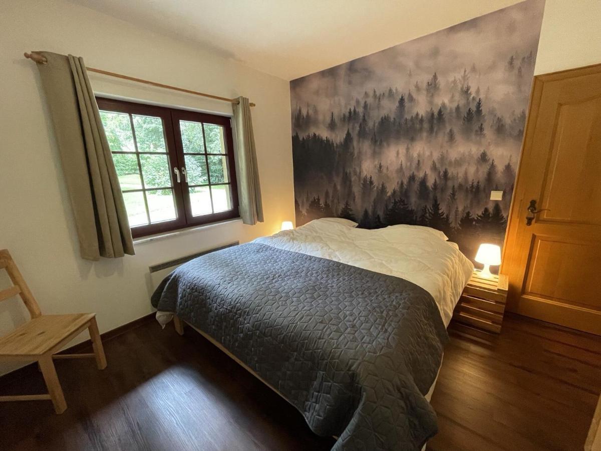 Ardennes Villa With Riverside Garden And Views Atzerath Esterno foto