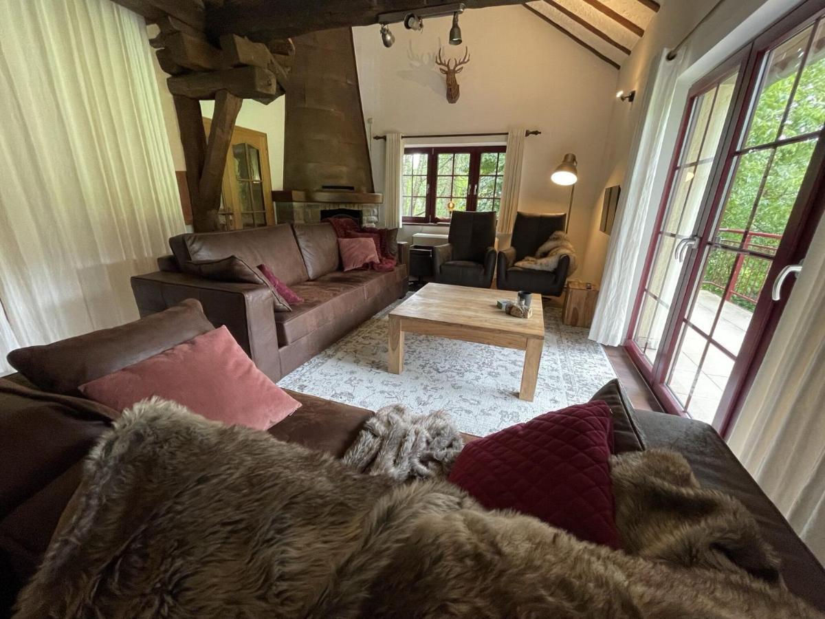 Ardennes Villa With Riverside Garden And Views Atzerath Esterno foto