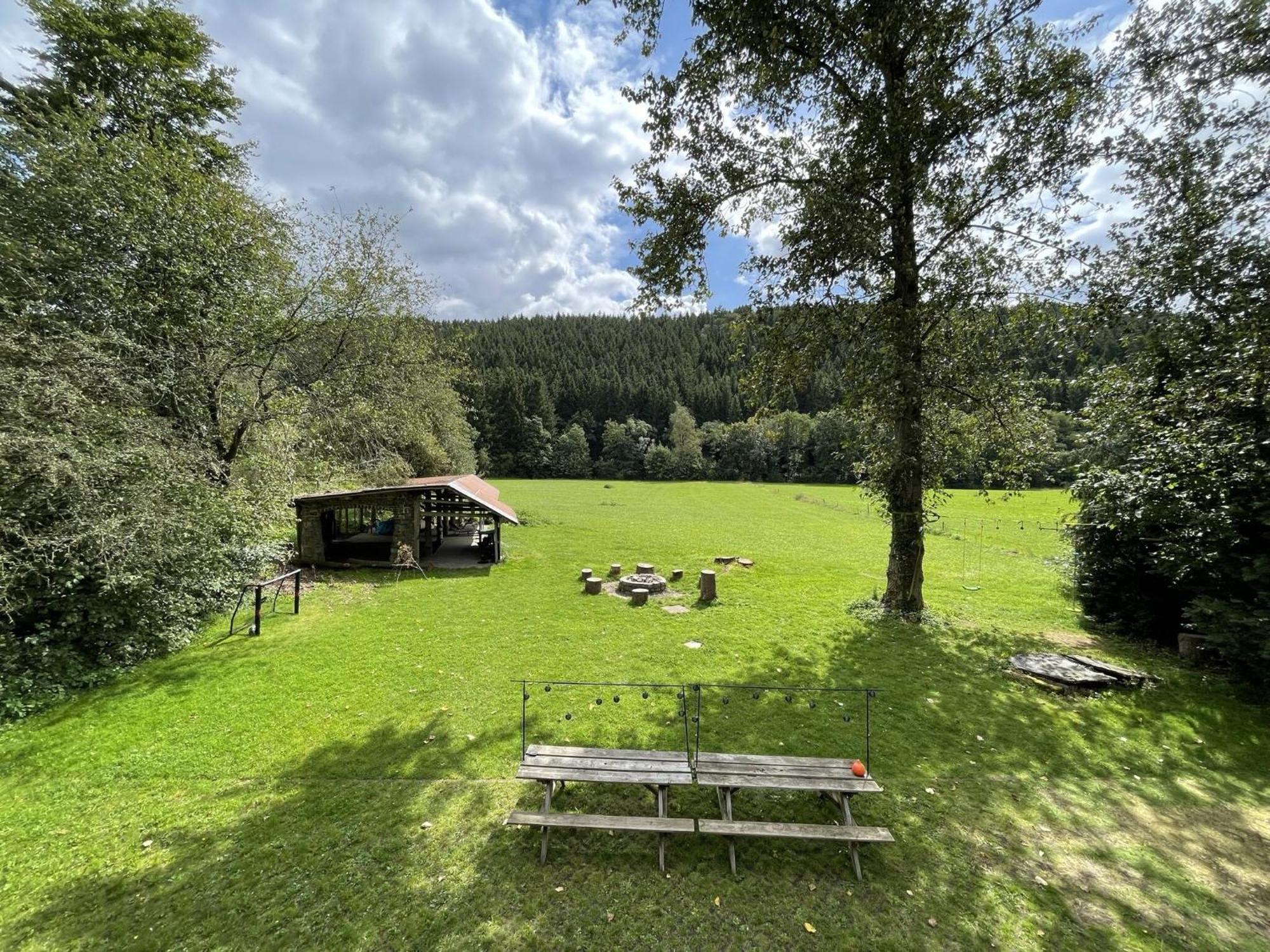 Ardennes Villa With Riverside Garden And Views Atzerath Esterno foto